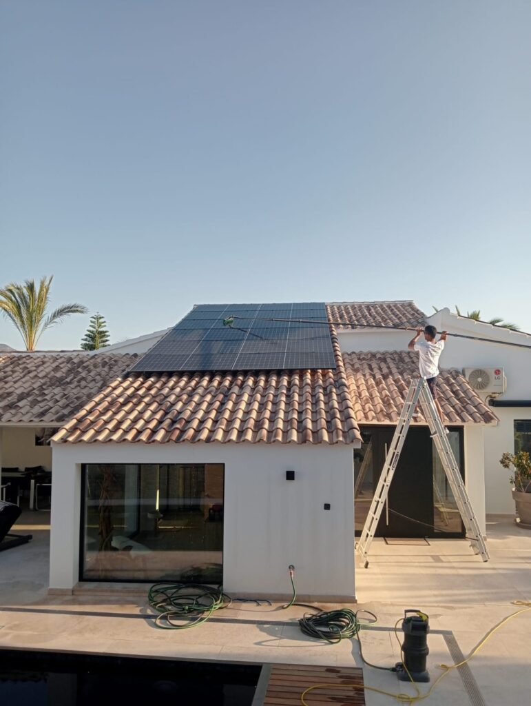 limpieza de paneles solares benidorm